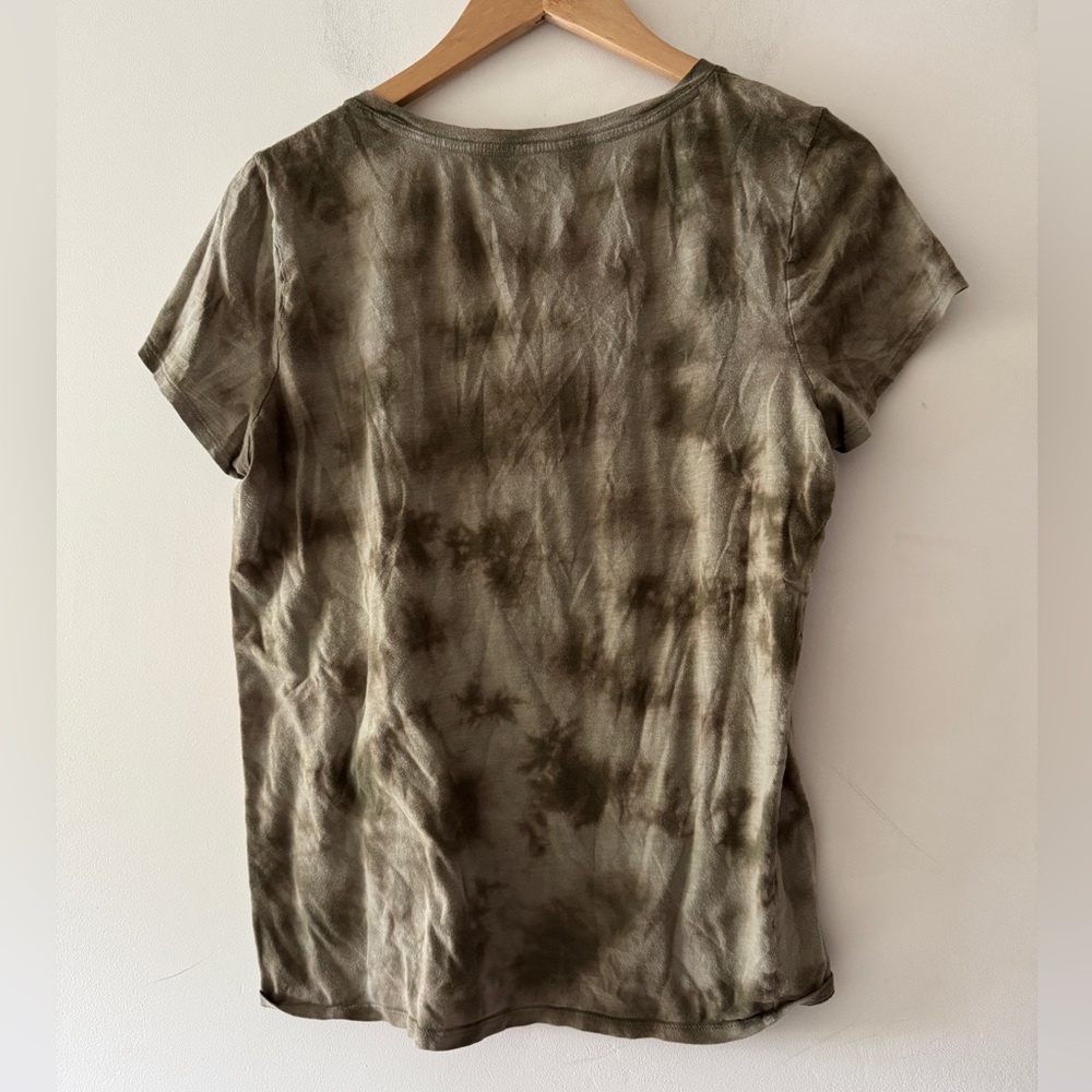 PINK Victoria’s Secret Army Green Tie Dye T Shirt - Picture 3 of 4